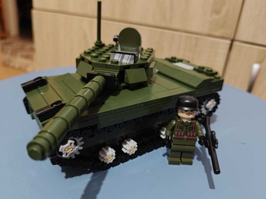 Joc tip Lego model tanc T85 cu 281 piese si 1 figurina