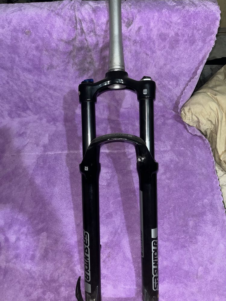 Вилка SR Suntour SF19 XCR32 Air LO-R 120 29"
