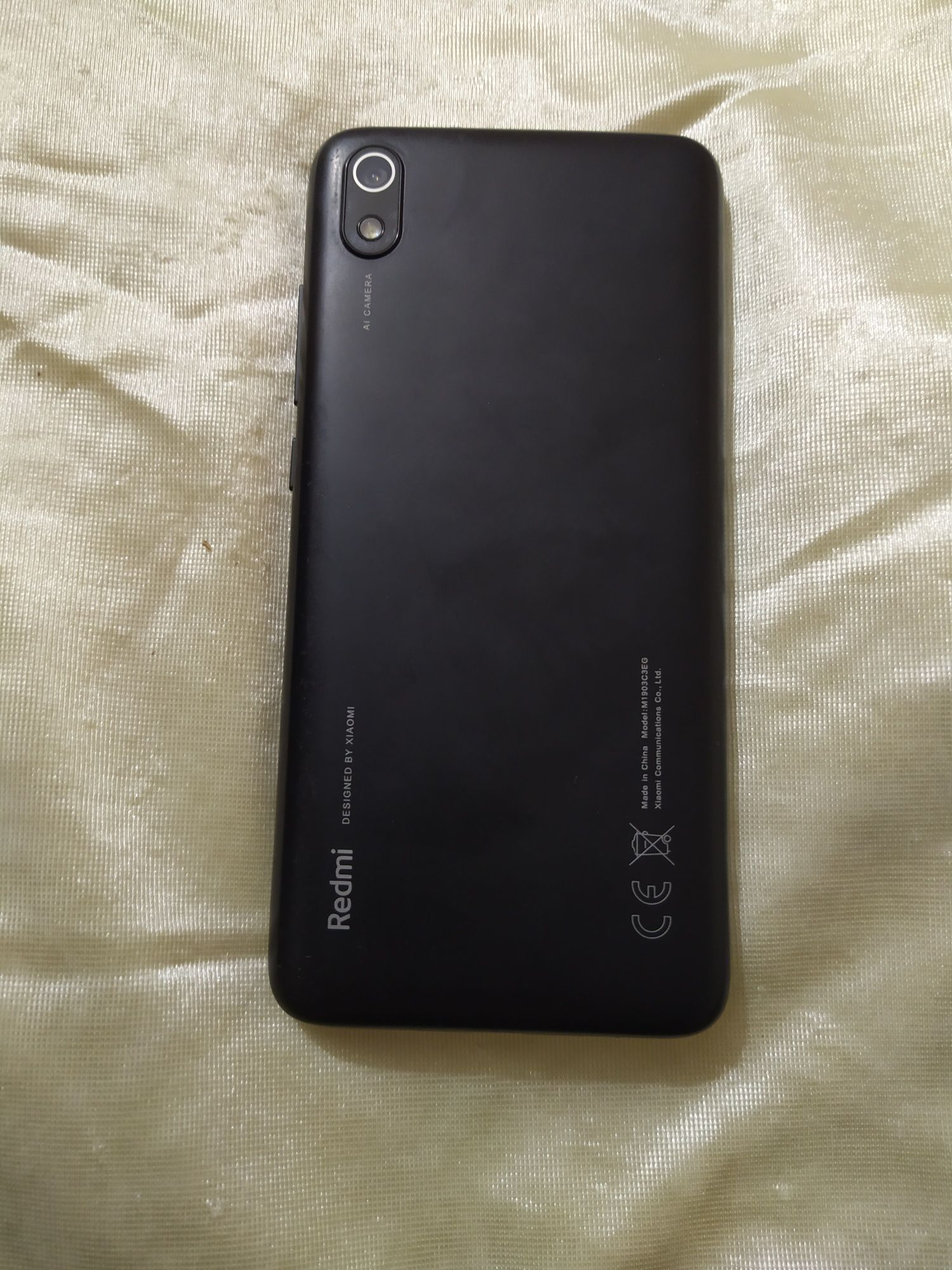 REDMI 7A Sotiladi