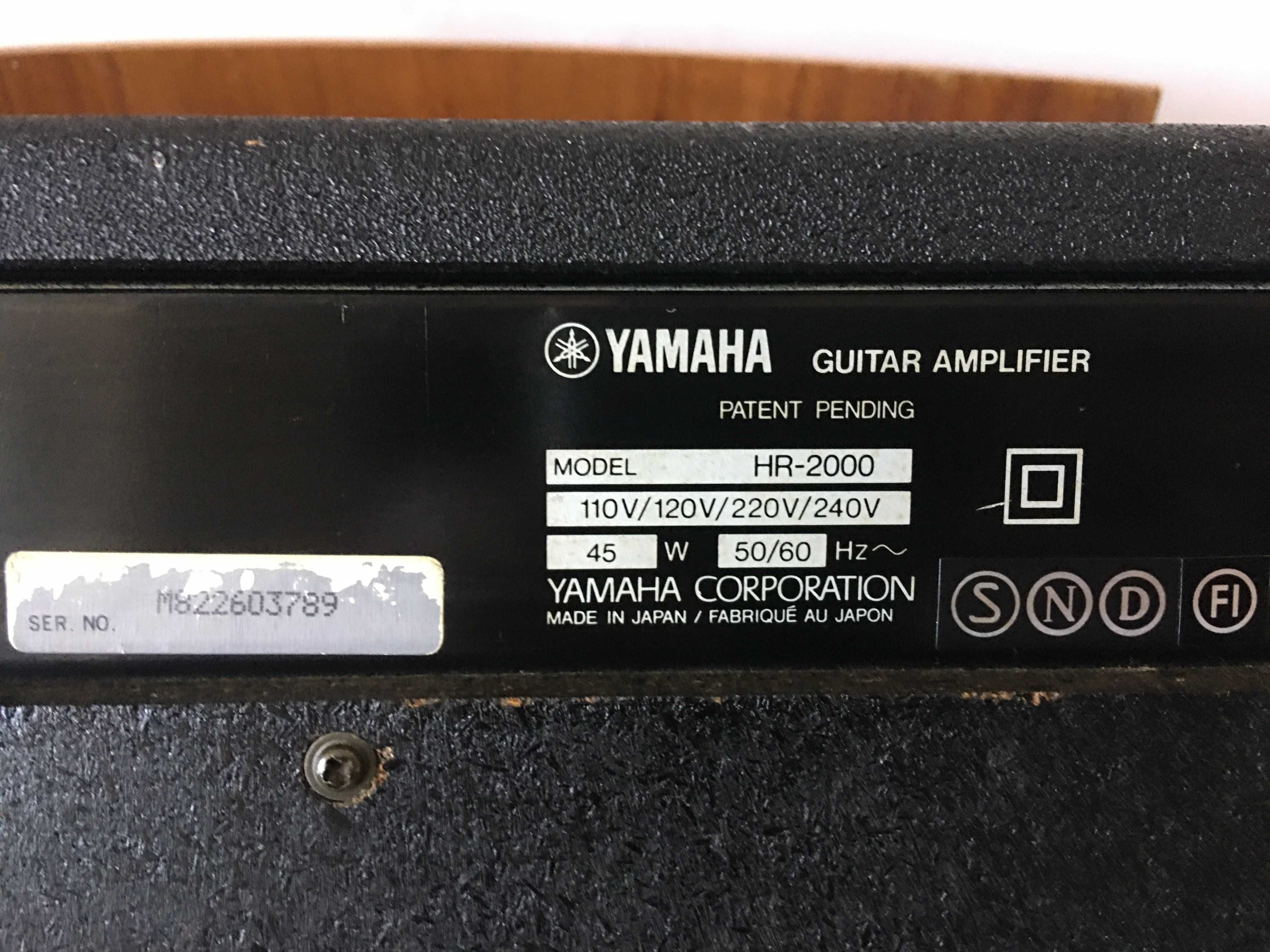 Продавам кубета за китари YAMAHA HR 2000 и WASHBURN SX 12