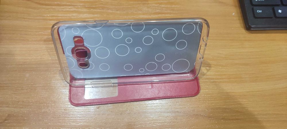 Продавам Samsung J7 2017g.