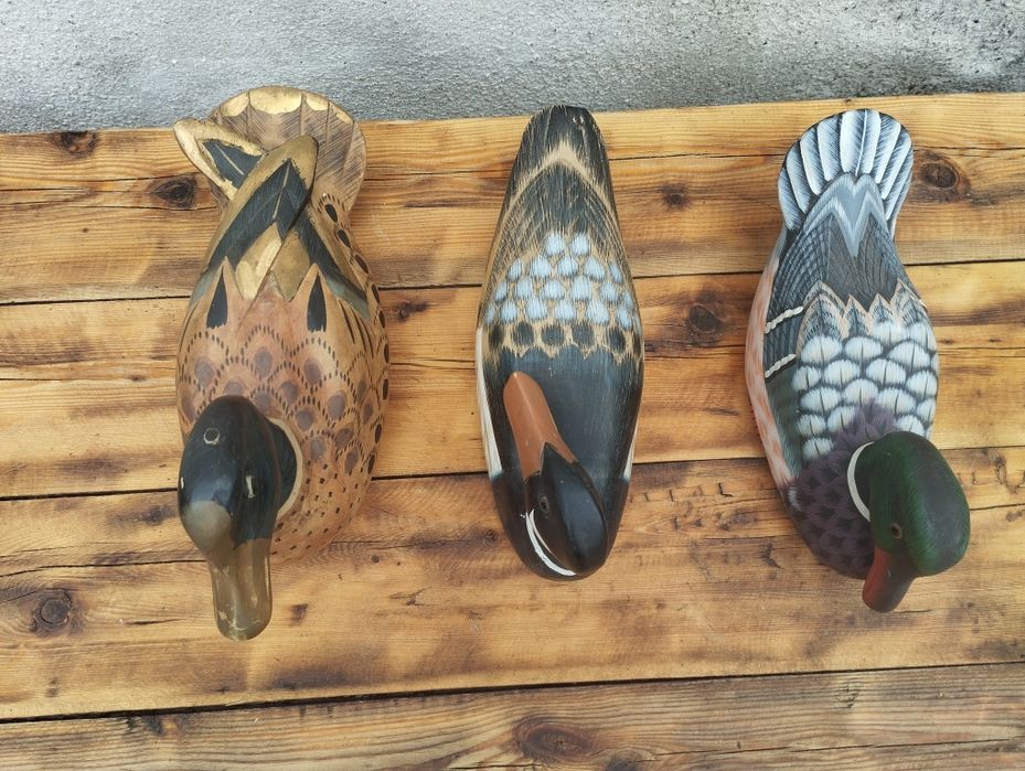 Ръчно изработено и боядисано дървено пате