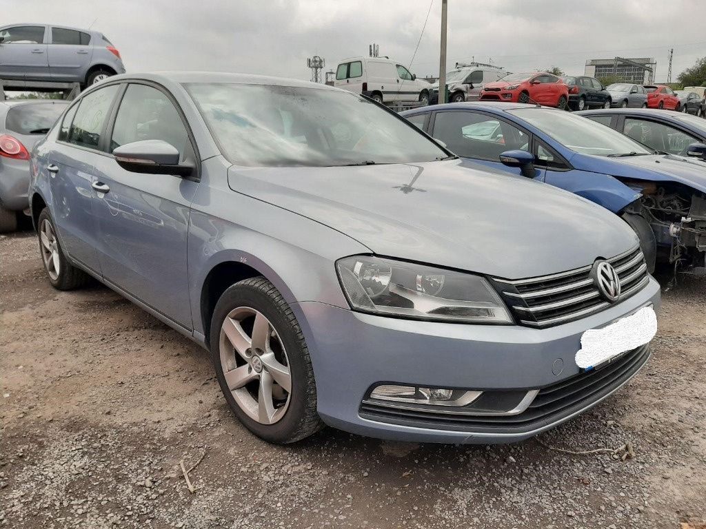 Set amortizoare spate Volkswagen Passat B7 2011 SEDAN 1.6 TDI