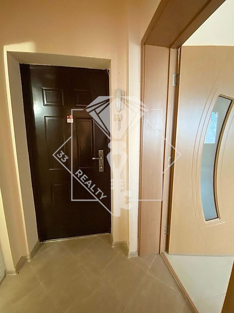 Продава се Двустаен апартамент в Пловдив, Център - 43 кв.м за 3024 €/кв.м - Снимка #6
