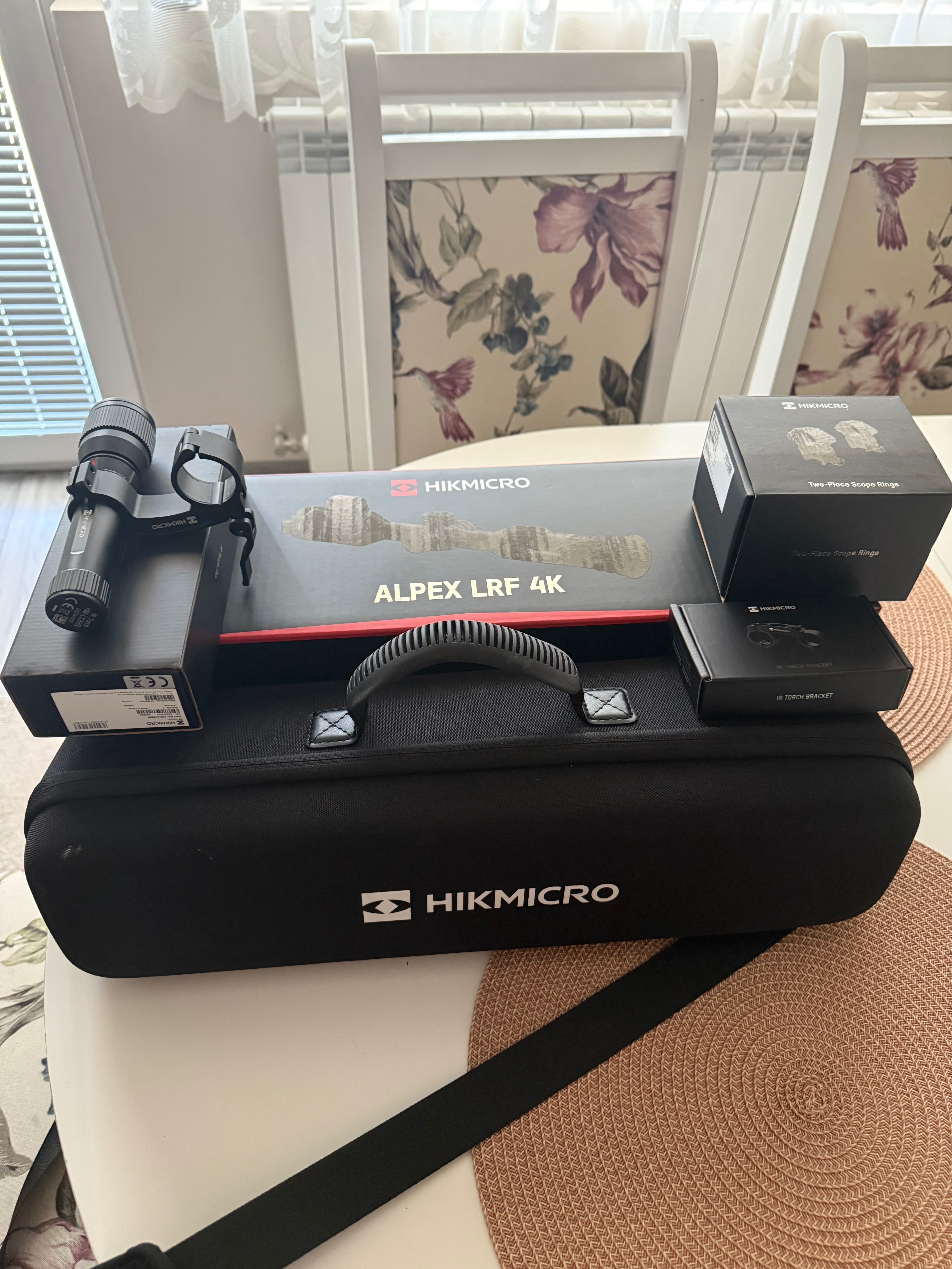 Прицел ден и нощ HIKMICRO ALPEX LRF 4K