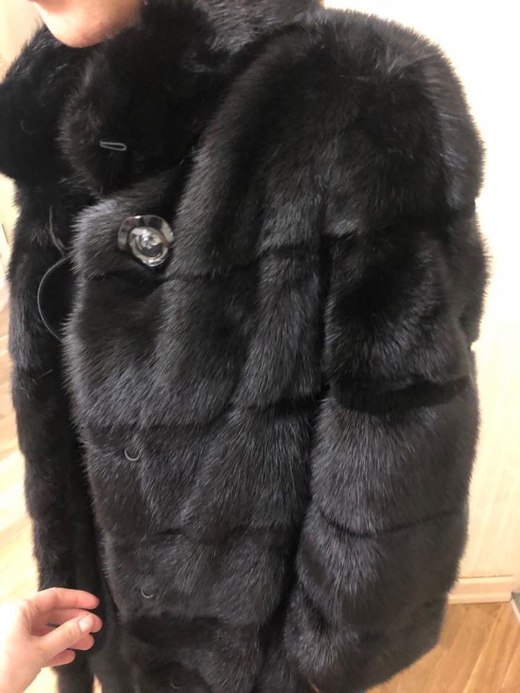 Продам норкрвую шубу