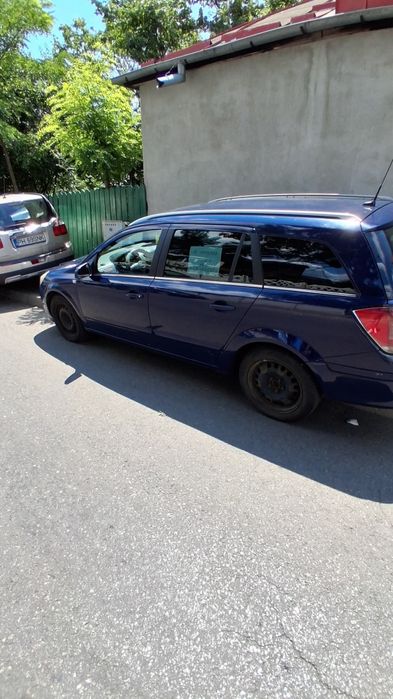 Auto Opel astraH