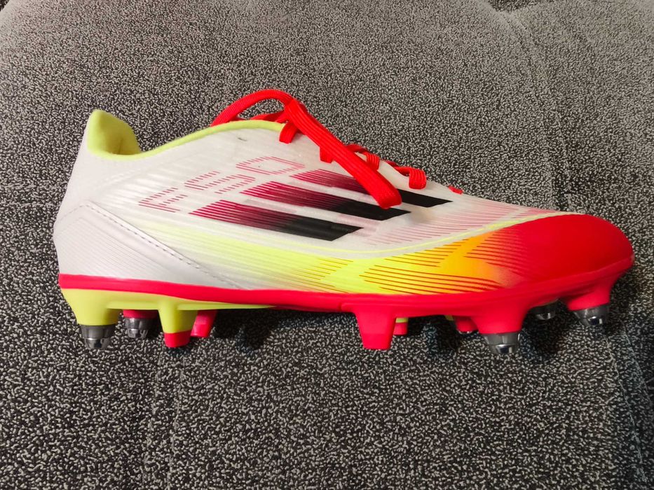 Бутонки Adidas F50