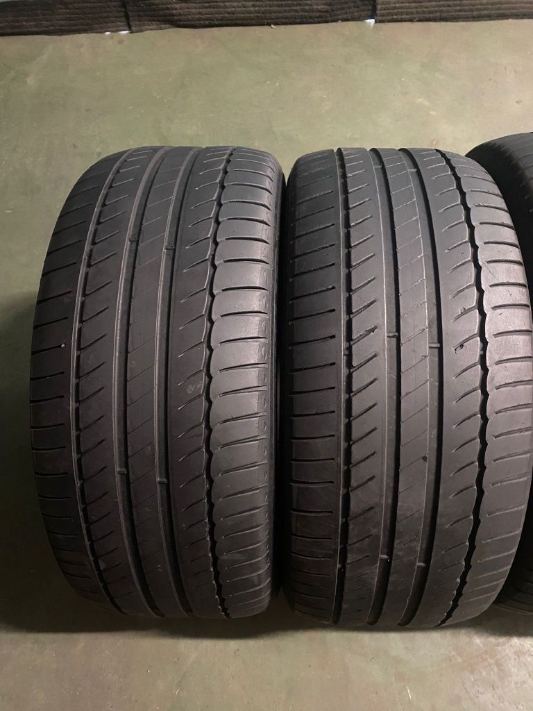 245 45 17 Michelin vara