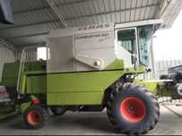 Combina Claas Dominator 150