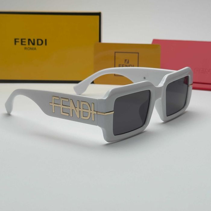 Слънчеви очила Fendi Bold Square Big Logo нови черно и бяло UV400 CE