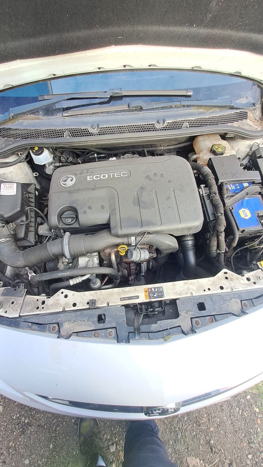 Dezmembrez 2 bucati opel astra 2013 motor 1.7 diesel A17DTS cutie vite