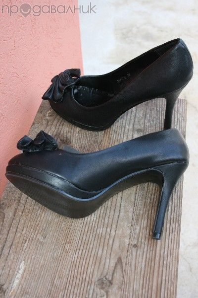 Ново! 39 номер черни елегантни обувки – внос Италия