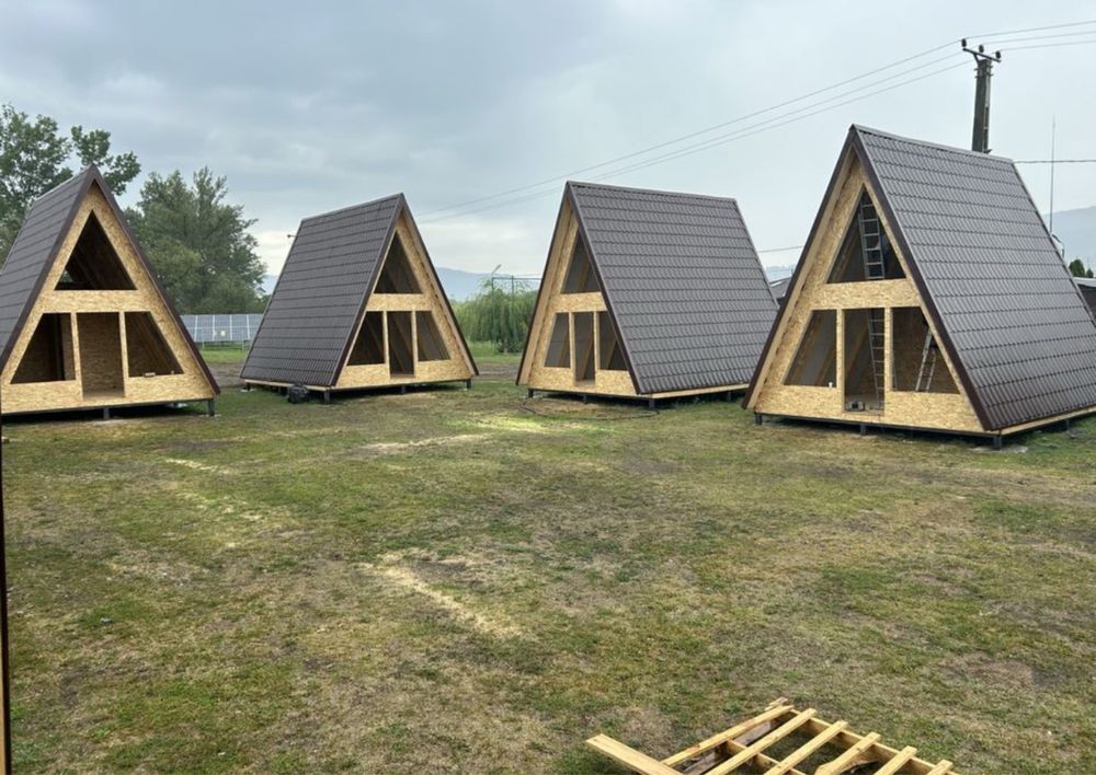 Vand cabane de gradina si de locuit