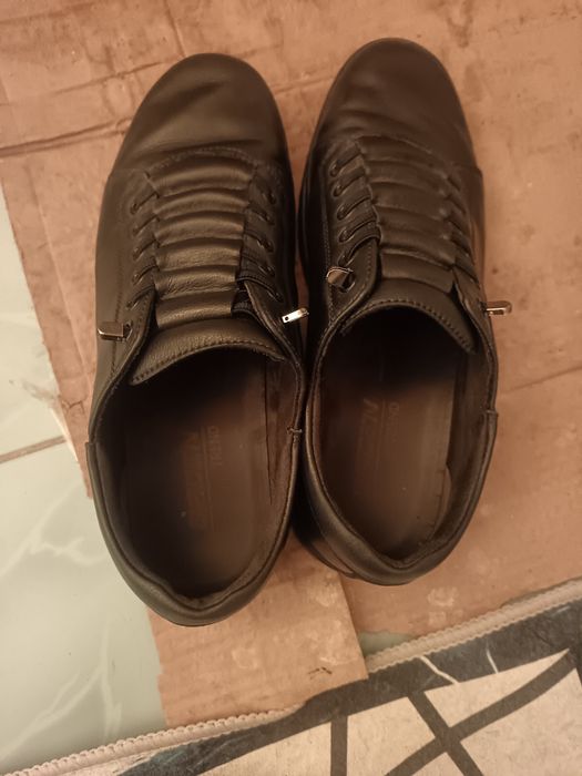 Обувь в отличном состоянии натуральный кожа