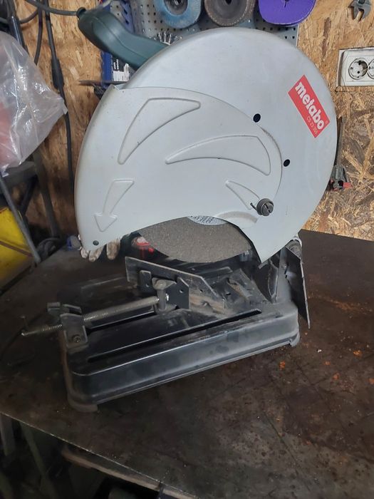 Аргонов апарат и циркуляр за метал