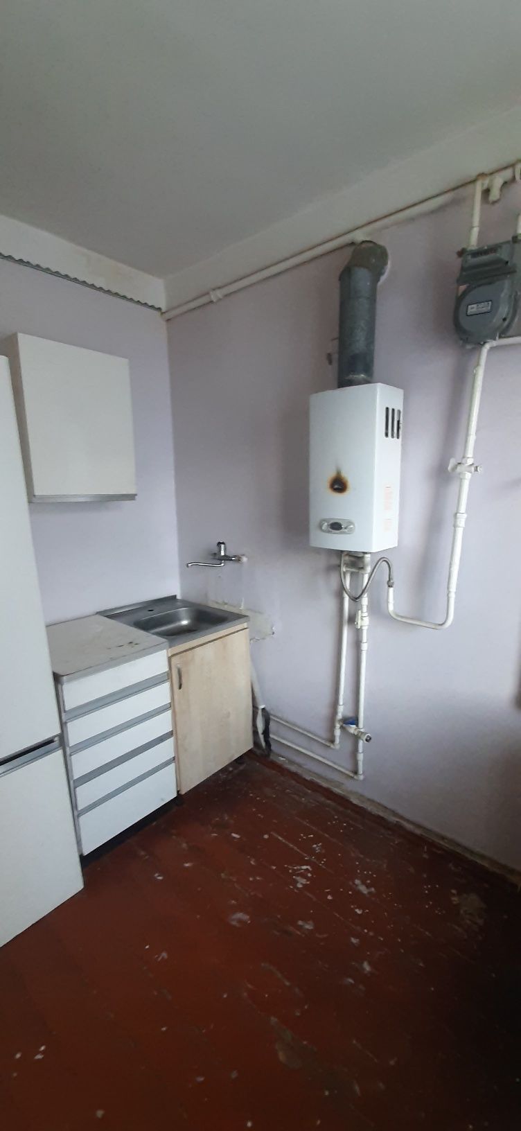 Mirobod t. Elektroaparat, Furqat bog‘i tomonda 1/2/5 sotiladi