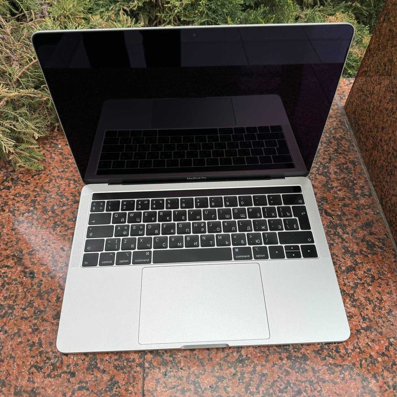 Ноутбук MacBook Pro, 2019/ SSD 128GB\ Lombard