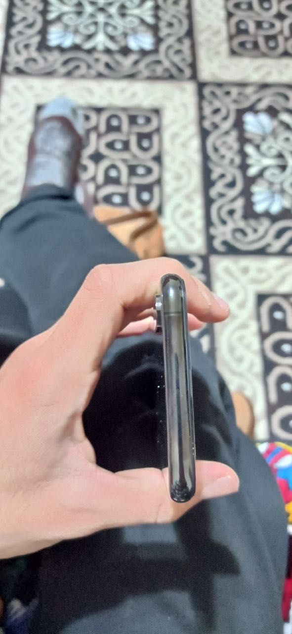 iPhone Xs 64 74%