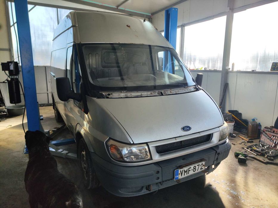 Ford Transit 2002г на части