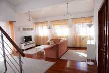 Apartament de inchiriat in vila,  zoo Baneasa, Pipera