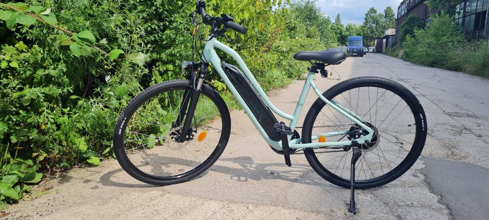Bicicleta Electrica ca si noua folosita de 2 ori pentru femei