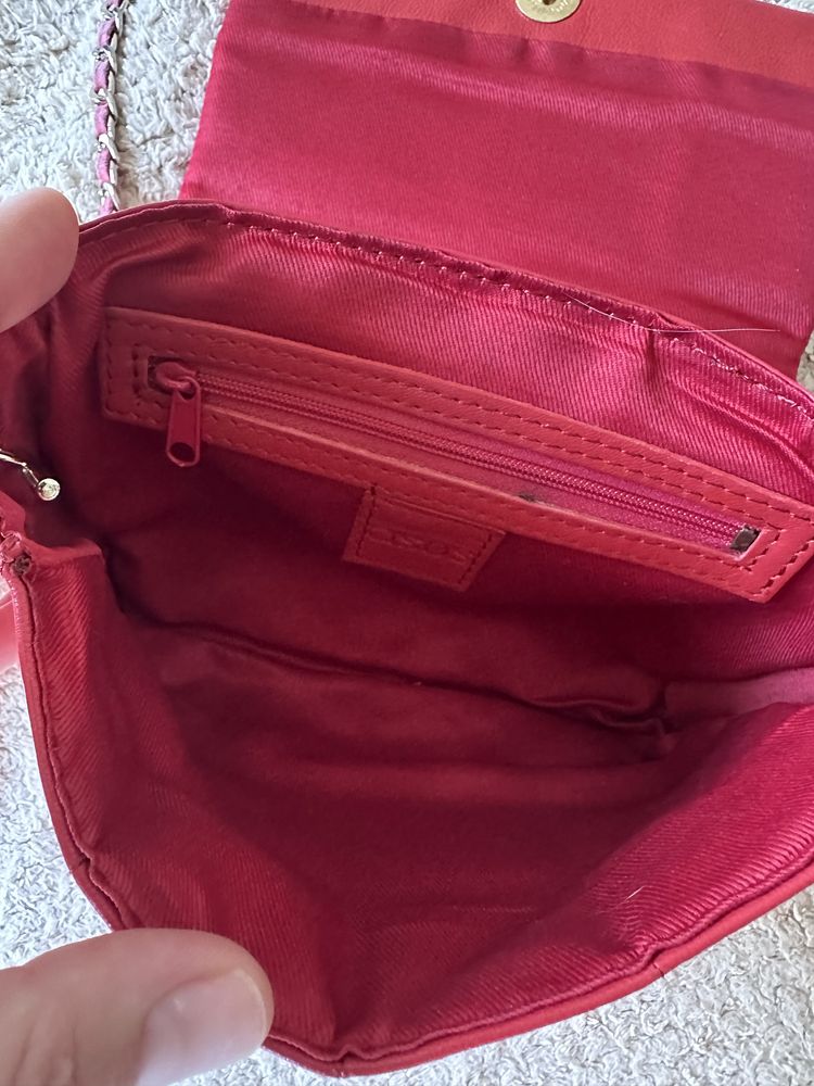 Червена кожена чанта Asos