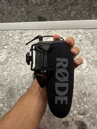 Rode Videomic Pro R microphone with Rycote Lyre suspension system