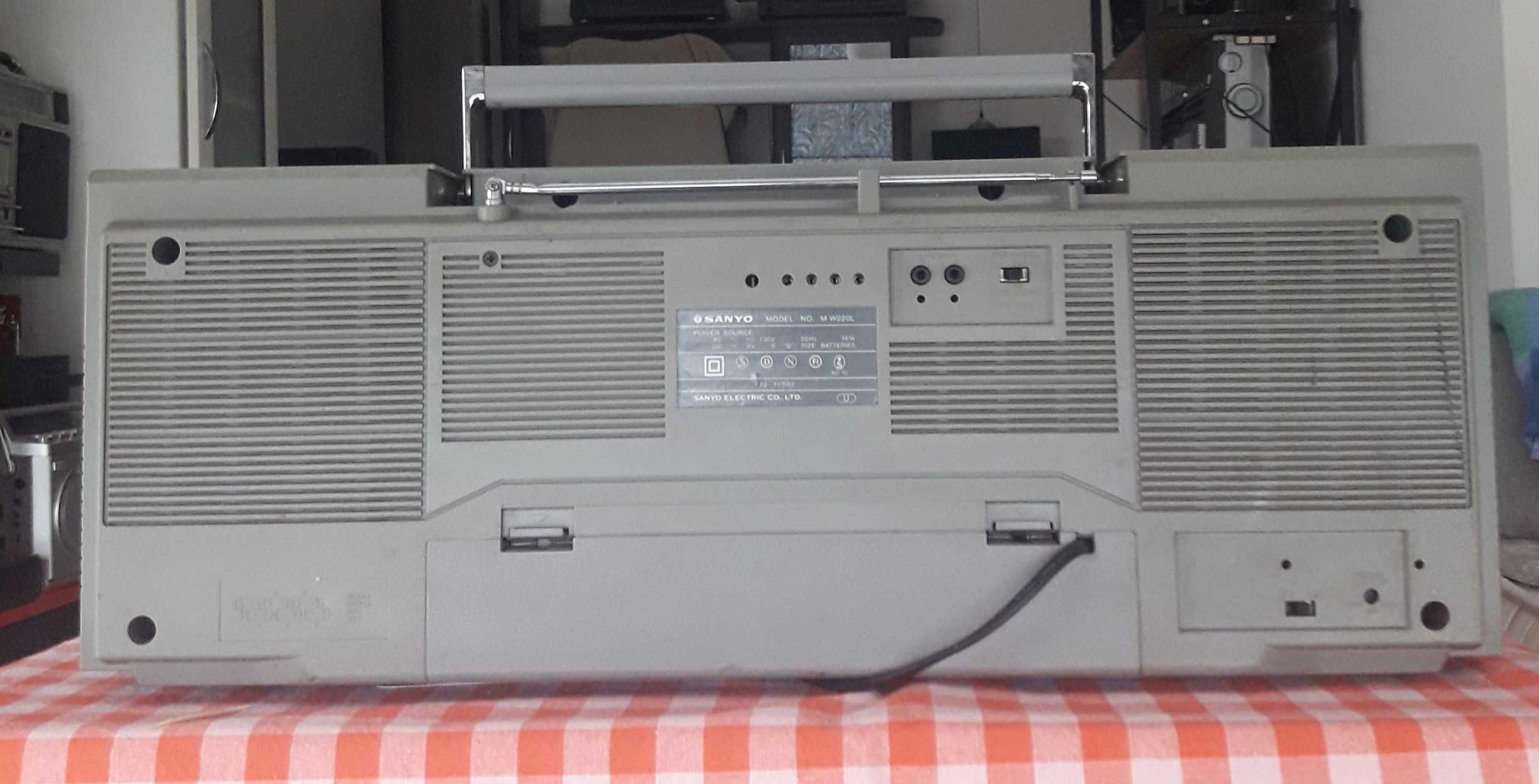 Sanyo radio recorder