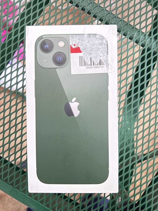 iPhone 13 – 256GB – Зелен цвят – Отлично състояние