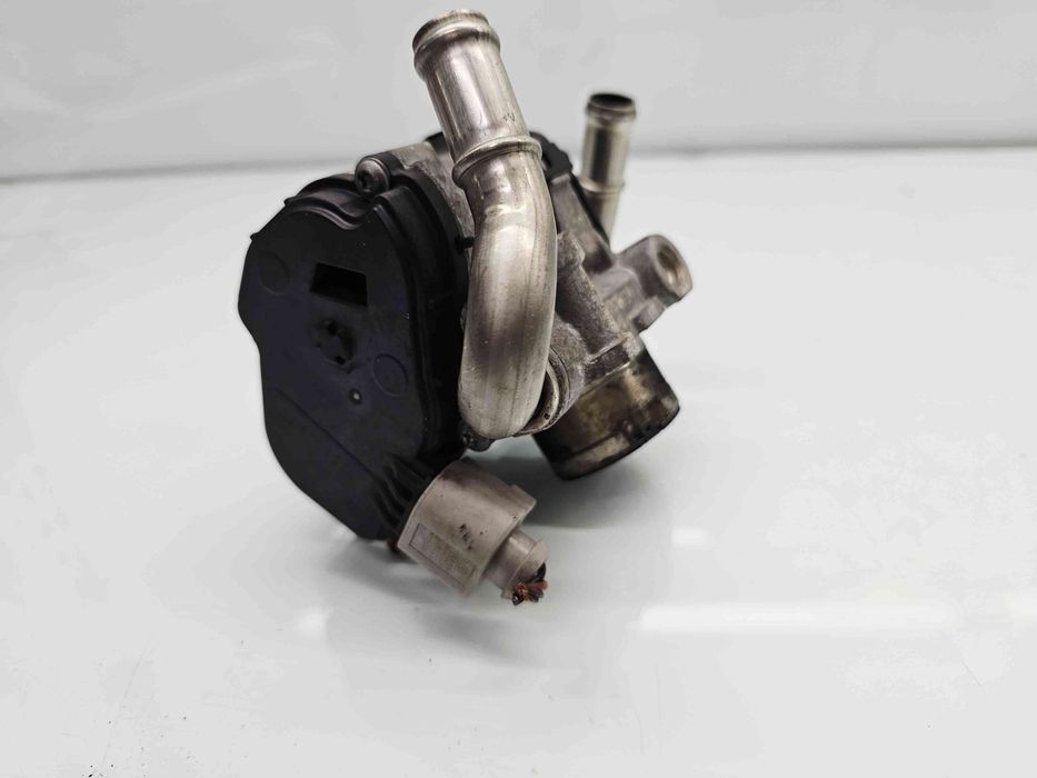 Supapa EGR Volkswagen Passat B8 (3G2) [Fabr 2015-prezent] 04L131501M 1