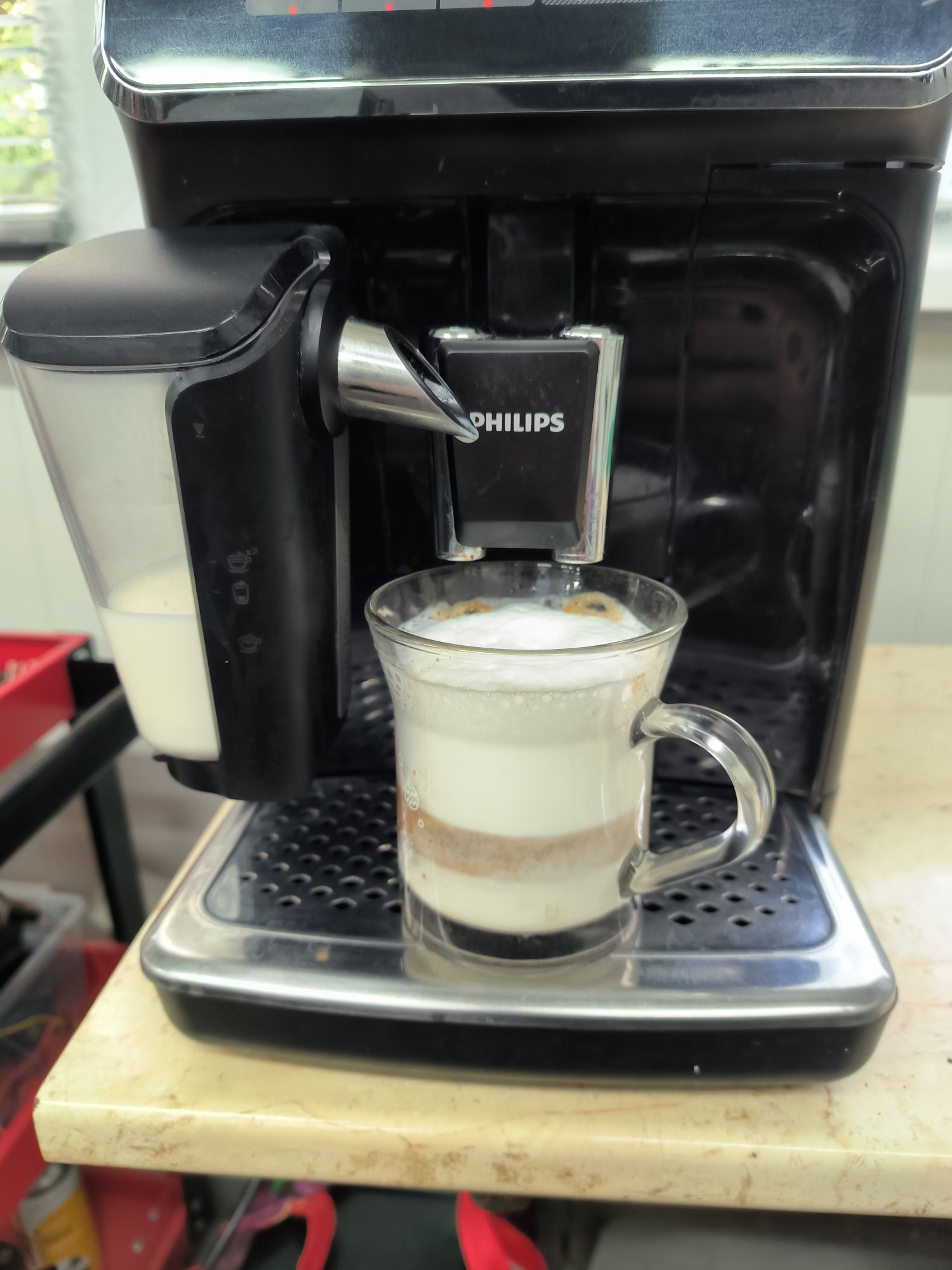 Philips LatteGo  EP3241