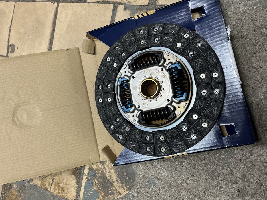 Феродо, Диск сцепления дубликат AISIN на Хайлюкс 2,7 Тойота Hilux