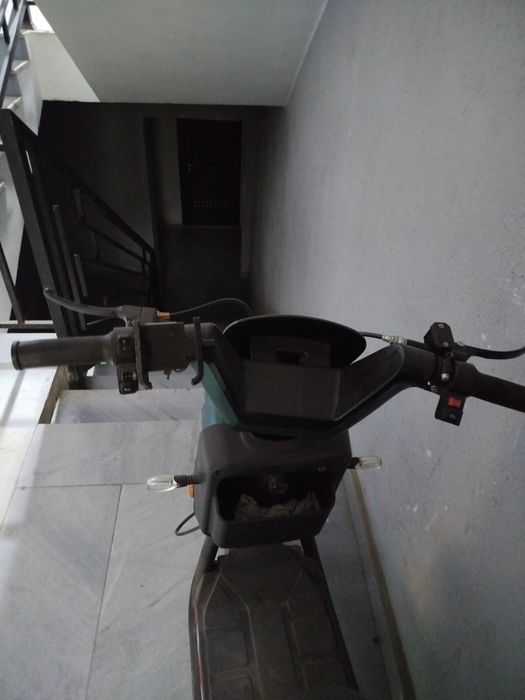 Skuter. Holati yangi