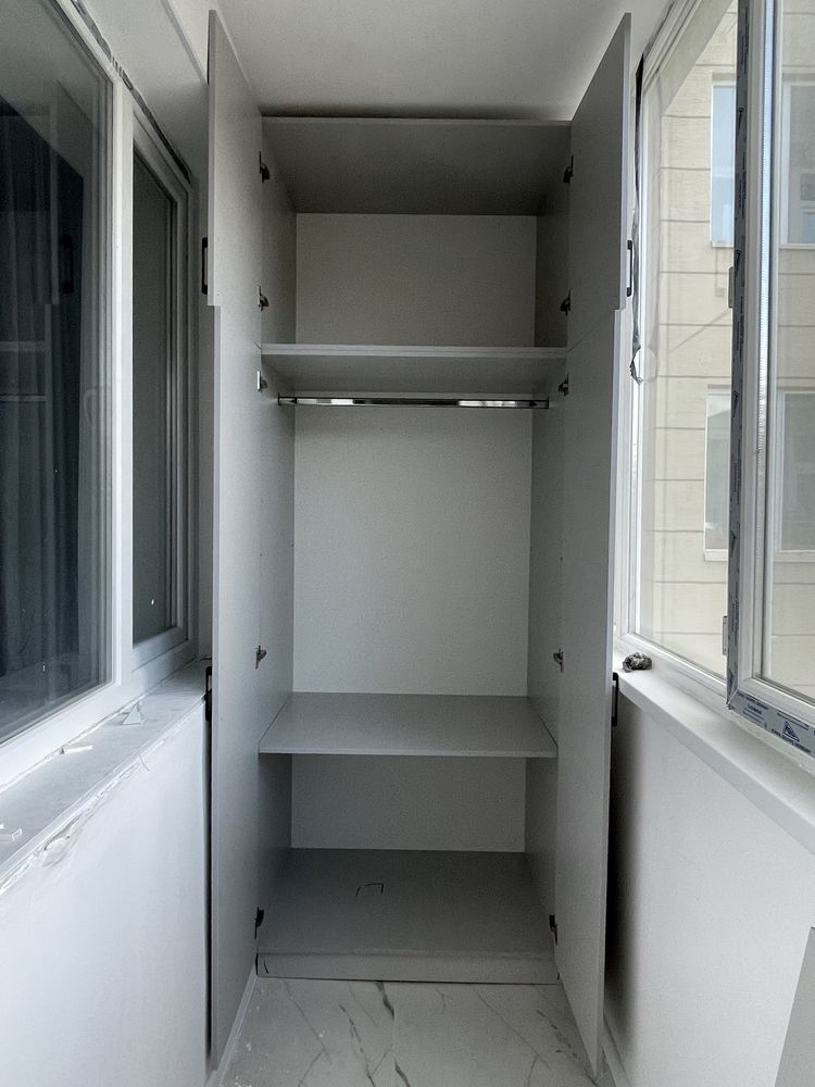 Шкаф на балкон под заказ