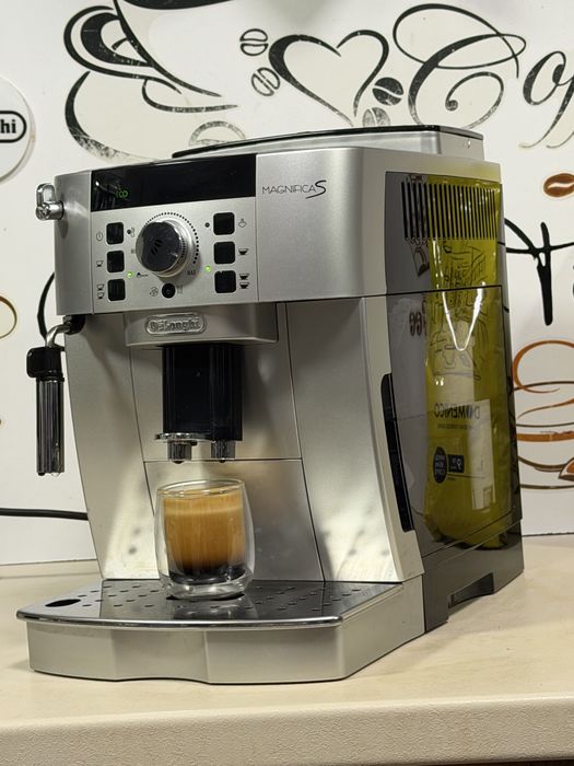 Кафемашина кафе автомат delonghı magnifica S с гаранция