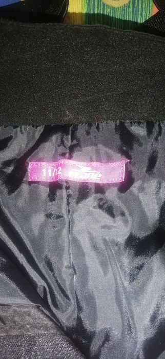 Детски ски екип на CRANE