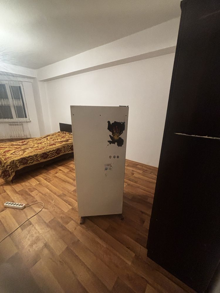 Продам рабочий холодильник