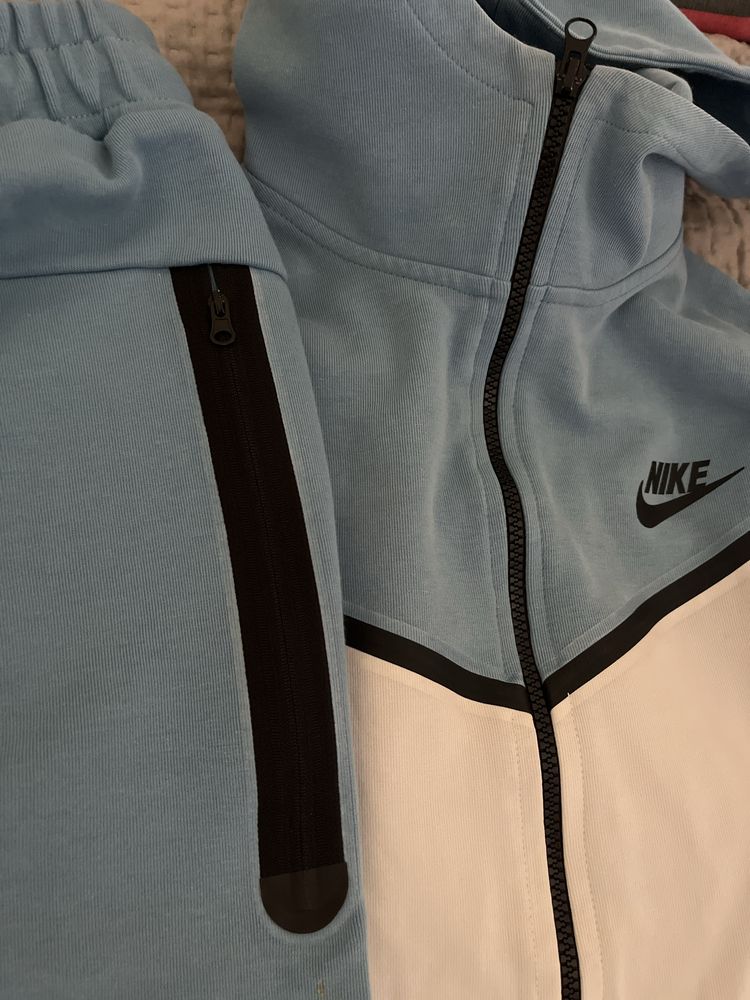 Nike tech синьо-бял