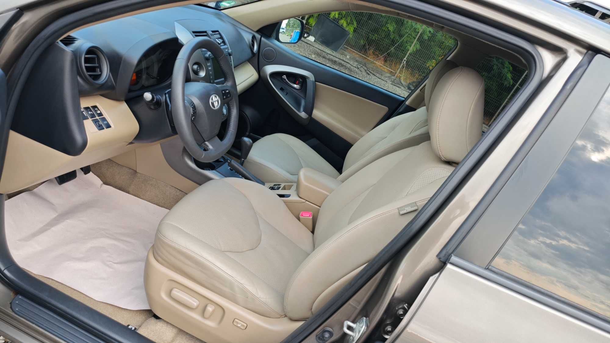 ПОДАРЪК 4Л.ДЖАН/4 З.ГУМИ/Crossover/Keylessgo/Ролбар/Рейлинг/NAV Rav4
