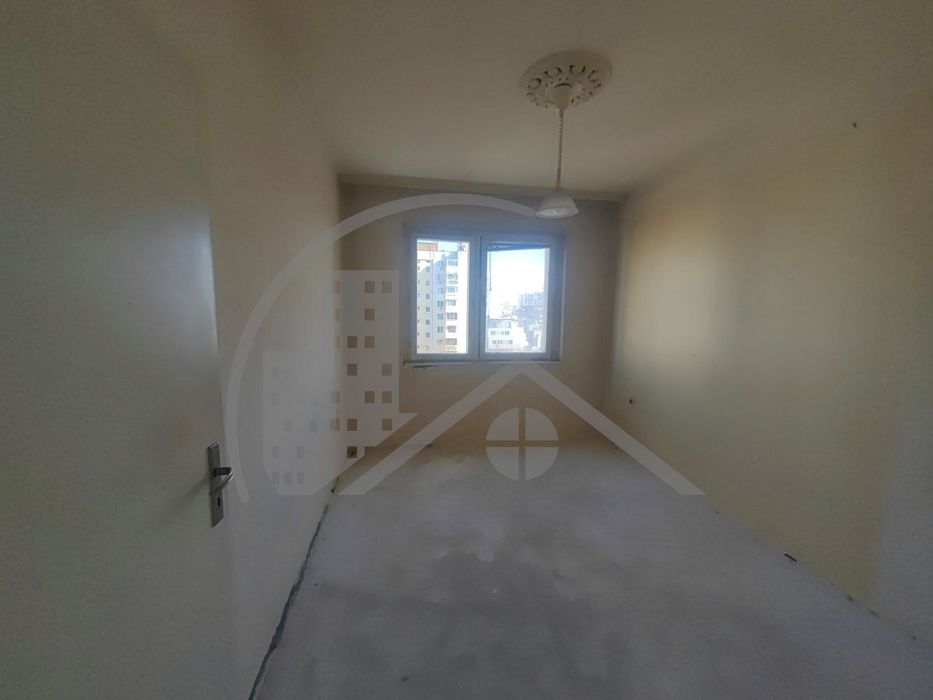 Продава се Тристаен апартамент в Варна, Кайсиева градина - 86 кв.м за 1511 €/кв.м - Снимка #7