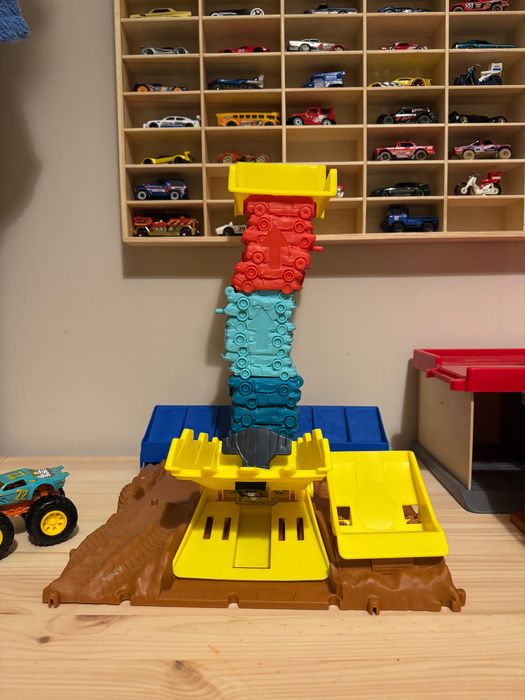 Hot Wheels Monster Trucks