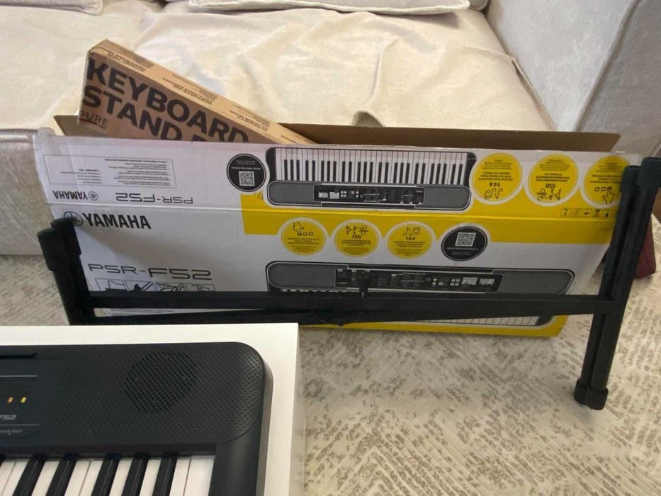 Yamaha PSR-F52 – stare excelentă, ideală pentru începători!