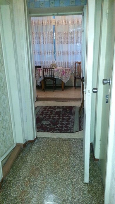 Срочно центр Квартира Чиланзар торговый центр 2/2/4 400$