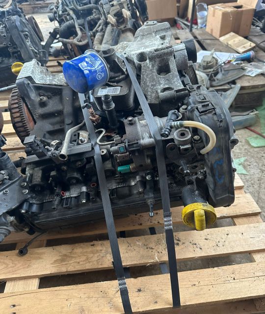 Motor fara anexe Dacia Logan prima generatie (facelift)