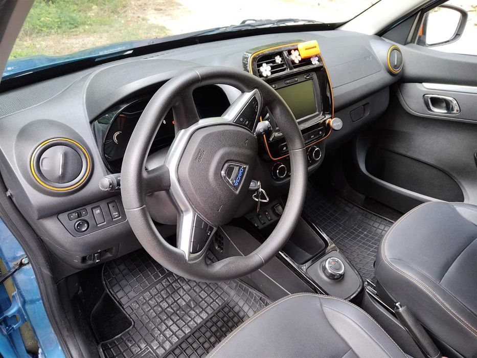 Кола Dacia Spring
