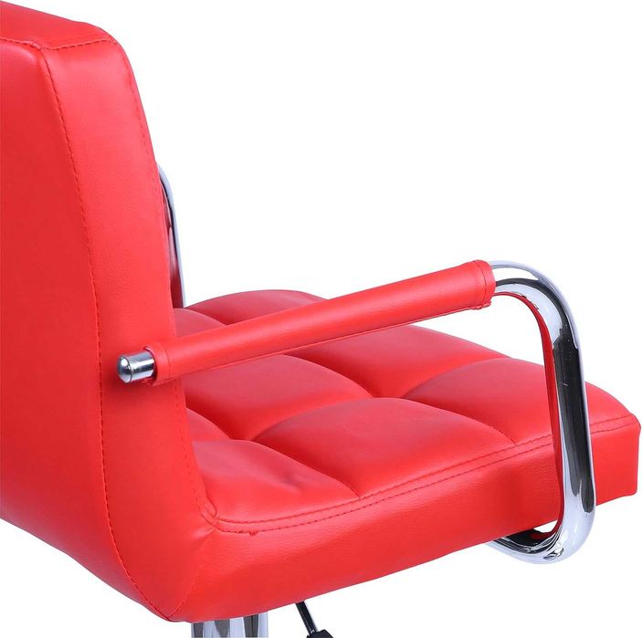 Бар стол 2 броя комплект кожа червен цвят от 300 лева на 250 лева