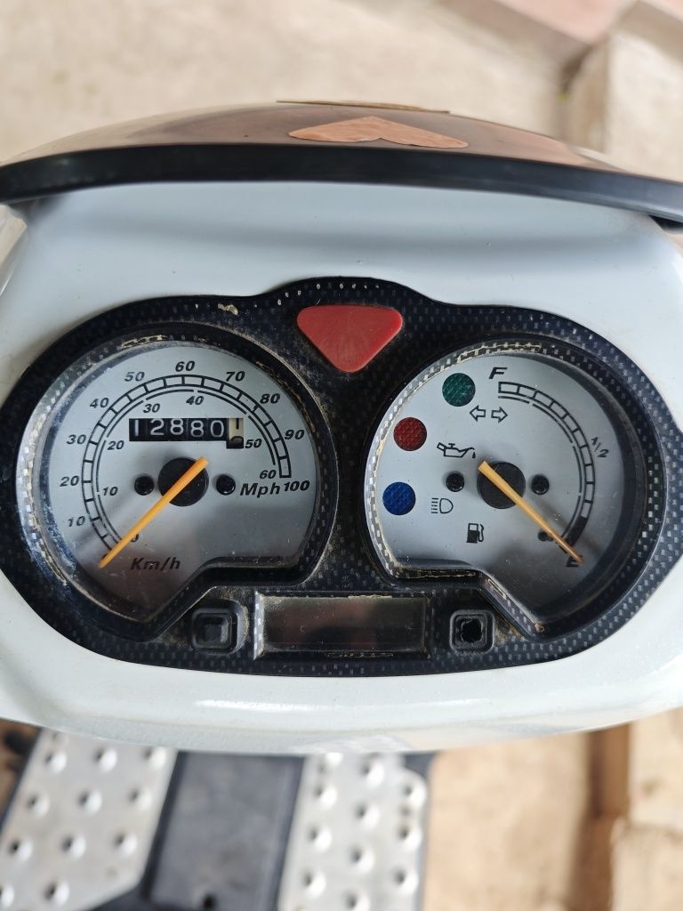 Keeway F-ACT 50 (2008) – Set motor nou, top case, alarmă