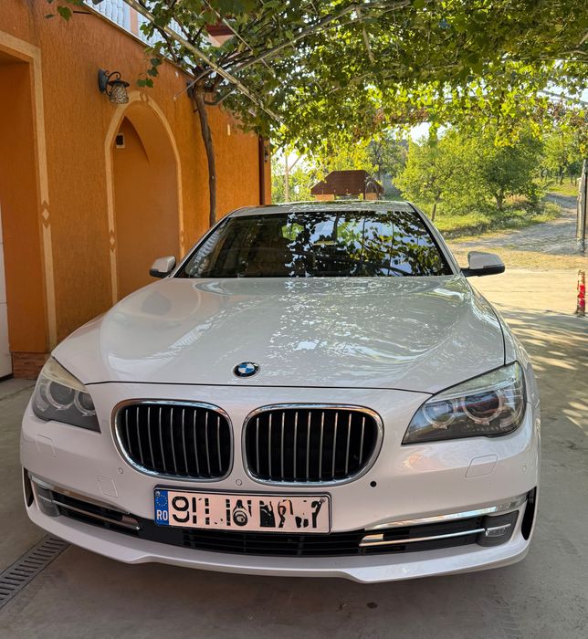 Vând BMW seria7 Long