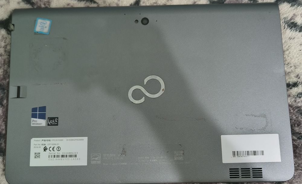 Tableta cu Windows 11